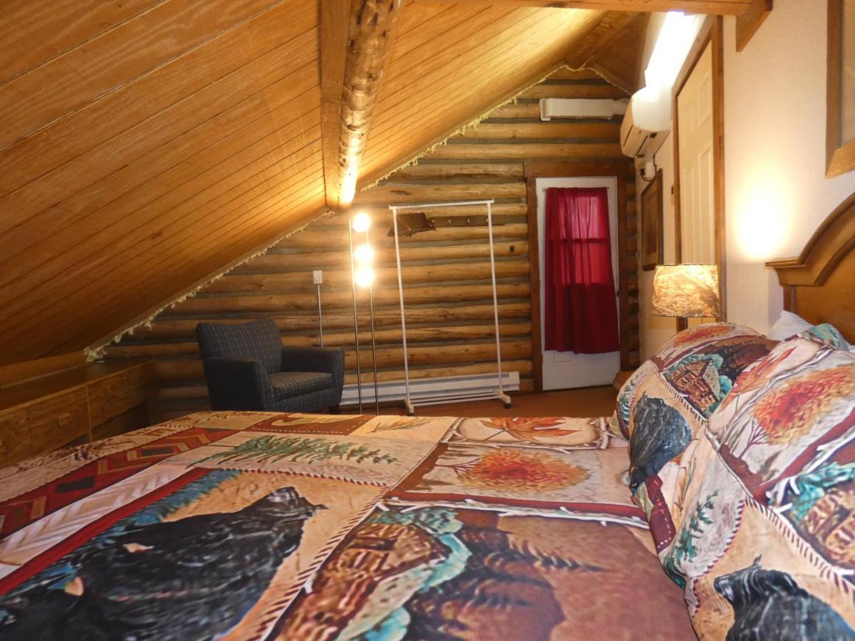Yellowstone Motel - Adults Only - All Rooms Have Kitchens West Yellowstone Exterior photo
