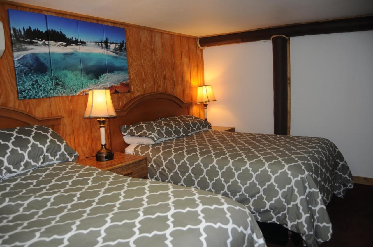 Yellowstone Motel - Adults Only - All Rooms Have Kitchens West Yellowstone Exterior photo